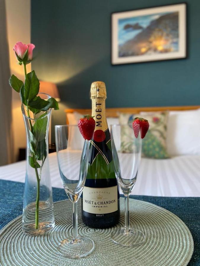 Parker House Beach & Golf Portrush Esterno foto
